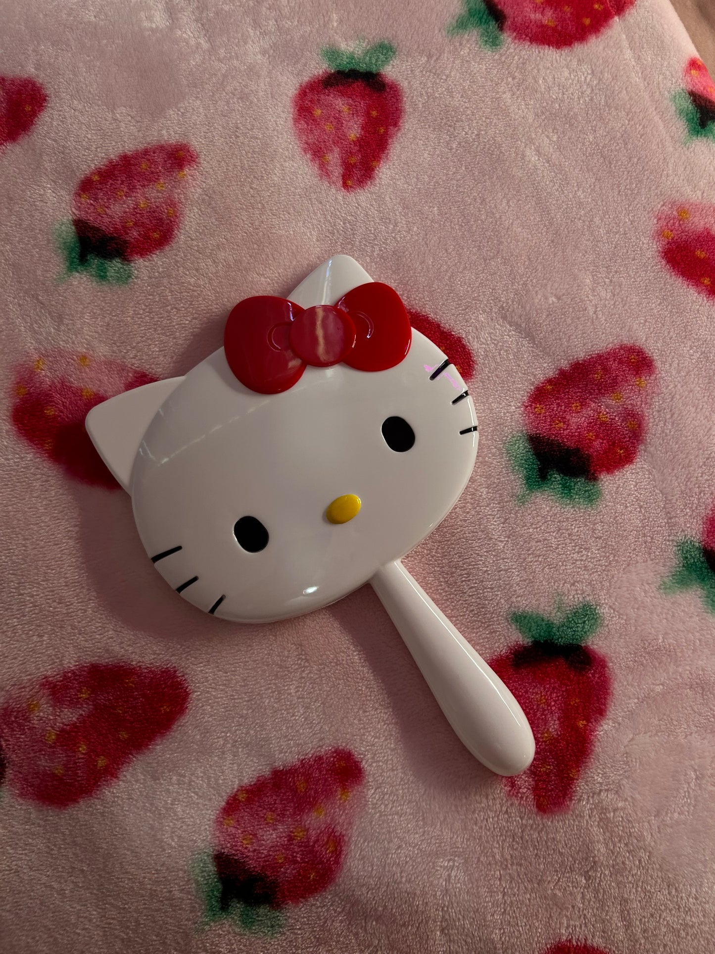 Hello Kitty Mirror